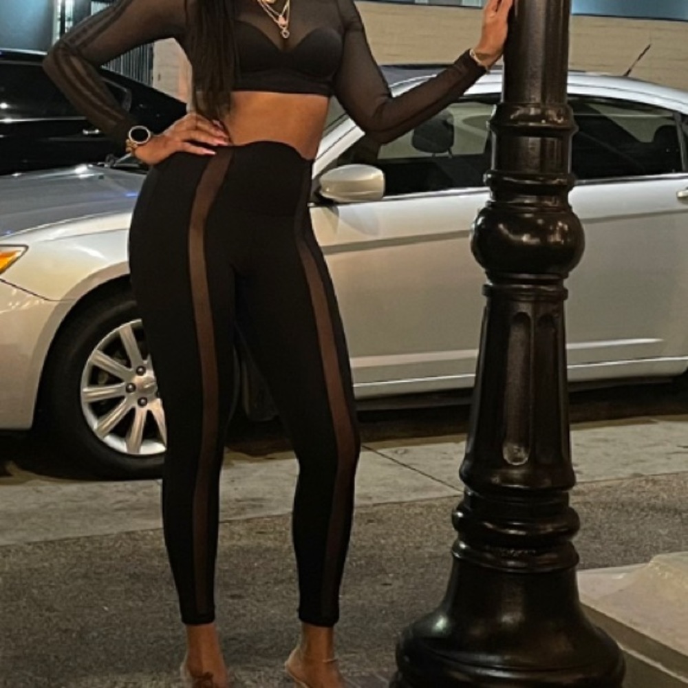 Adidas x IVY PARK Drip 2.2 Black Mesh Crop Top - Picture 3 of 4
